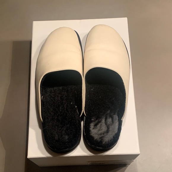 The Row Sabot shearling lined Mule 8.5 - Picture 2 of 9